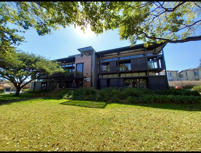 241M² OFFICE TO LET IN BRYANSTON